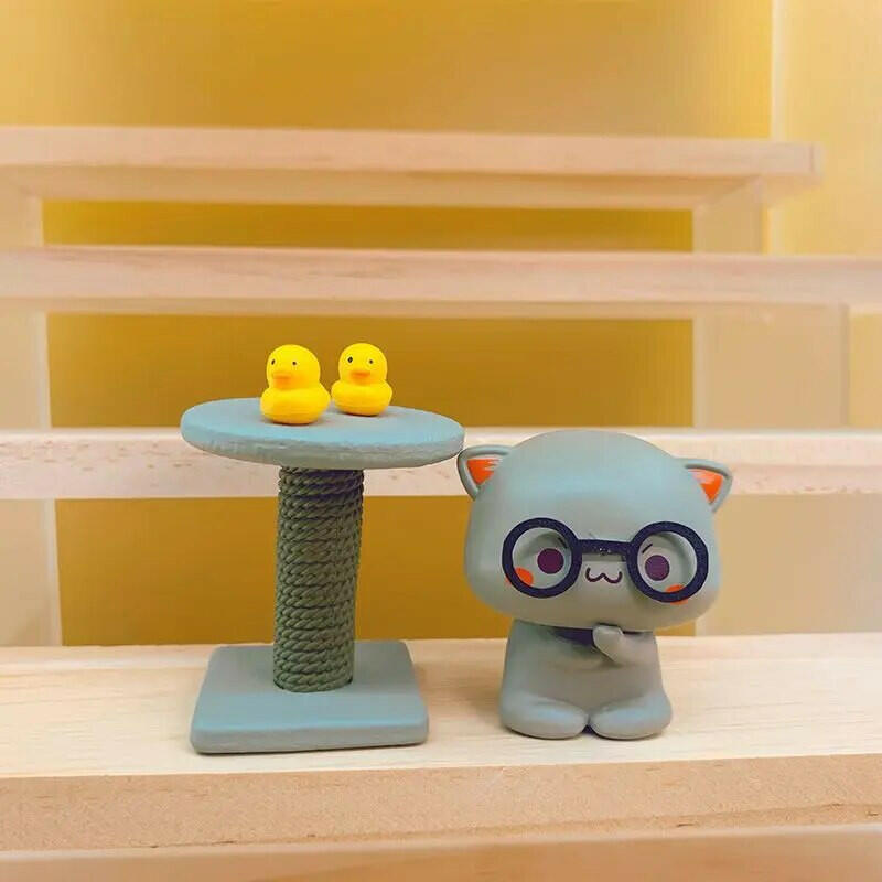 Peach & Goma Figures.